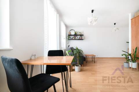1-pok, Zaspa al. Jana PawłaII, świetna komunikacja
