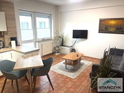 Słoneczny Apartament 25 m2   Duży balkon   Blisko
