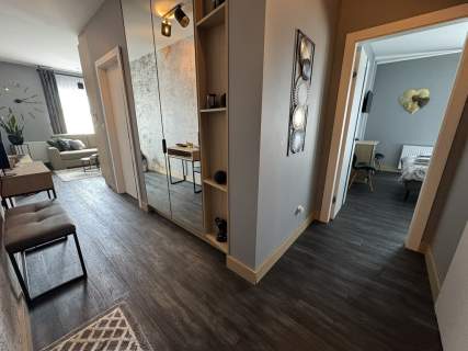 Apartament z dużym tarasem, wyposażony