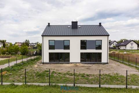 Funkcjonalny bliźniak spokojne sąsiedztwo