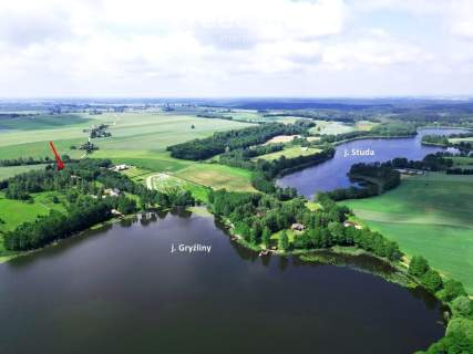 Nowoczesny dom w sąsiedztwie jeziora, Gryźliny