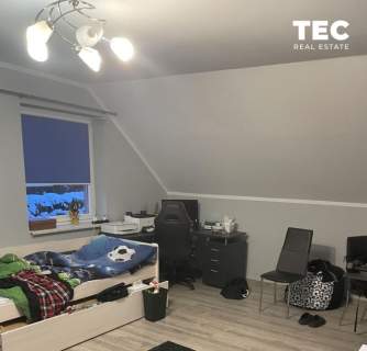 Dom 220 m Garaż 2-stan. Działka 18 ar l