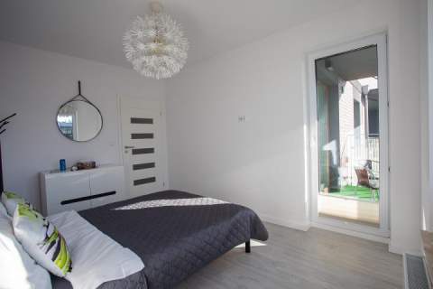 WYNAJEM APARTAMENT MAZOWIECKA PARK 2 POKOJE Z MIEJSCEM PARKINGOWYM