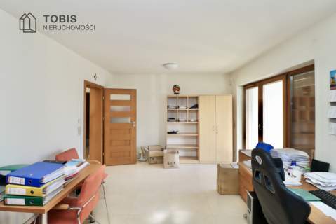 106m Prestiżowe Biuro lub Luksusowy Apartament