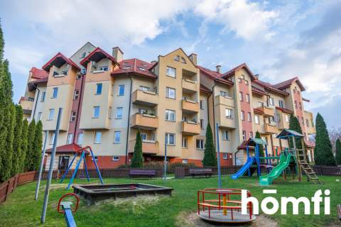 Dwupoziomowe mieszkanie z balkonem i piwnicą