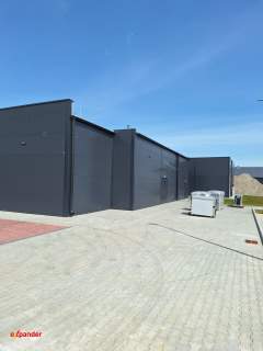 Komercyjny obiekt handlowy - park handlowy