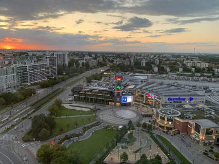 Apartament w Śródmieściu gabinet do pracy zdalnej metro