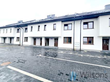 55 m2, Parter 3 pokoje, Ogród. Parking x 2