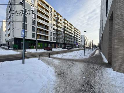 Narożny lokal usługowy 165 m z dużą witryną