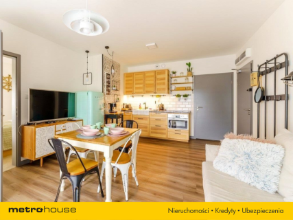 Apartament nad morzem parking i 2 komórki w cenie