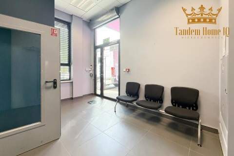 Na wynajem magazyn 430m2, biuro 180m2 w kompleksie biznesowym...