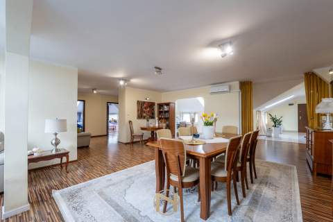 Mieszkanie na sprzedaż, 160 m2, Dębno