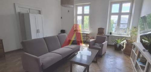 CZTERO POKOJOWE W STARYM MIEŚCIE