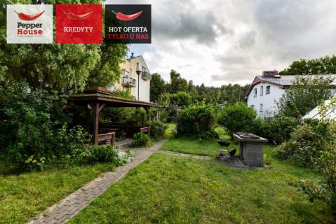 Dwupoziomowe przestronne mieszkanie z garażem