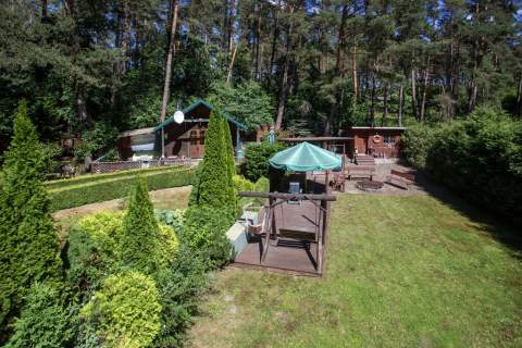 Dom przy lesie 1221 m działka 2 domki gościnne
