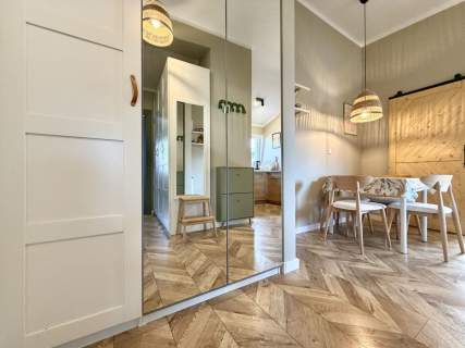 Osobna kuchnia/Klimatyzacja/Balkon 9m2/ Piwnica 7m