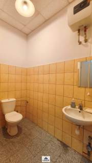 Lokal handlowo-magazynowy 268 m2 brama parking