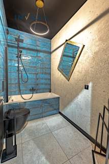 Elegancki apartament przy samych Bulwarach