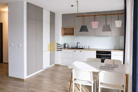 Piękny apartament w Porcie Praskim