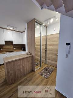 Apartament z prywanym parkingiem i komórką,Bielany