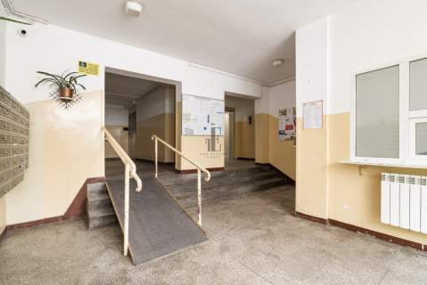 2 pokoje z balkonem tuż przy Metrze Kondratowicza