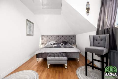 150 m2 Dom z Ogrodem Zimowym i 70 m2 Budynek Gosp.