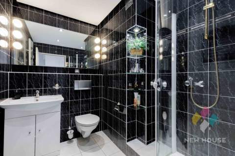 70m2, dwa poziomy, 3 balkony, ul. Pstrowskiego
