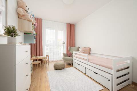 99m2, 5 pokoi, 2-poziomowe, ogród zimowy