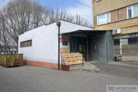 Do wynajęcia lokal usługowy / magazynowy   220 m 