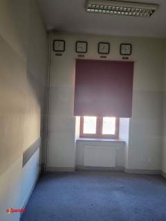 Dwa pietra w kamienicy 19 pokoi 495 m2
