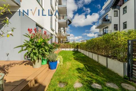 Apartament z ogrodem przy plaży w Jelitkowie