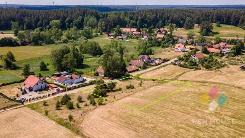 Działka pod siedlisko/małe gospodarstwo   Brąswałd