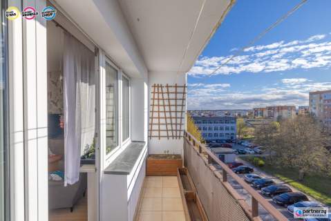 Mieszkanie 2-pok z osobna kuchnią, duży balkon