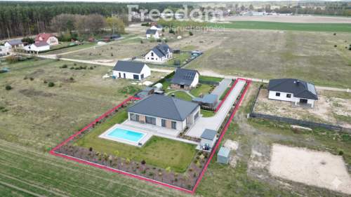 Działka w Dolniku 1385 m przy lesie i jeziorach
