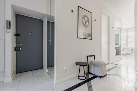 Stylowy apartament przy Placu Trzech Krzyży