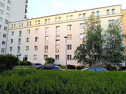 Mieszkanie na sprzedaż-zielona oaza na Woli.