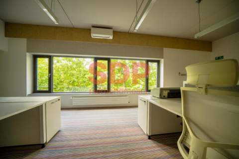 Loftowy lokal biurowy 96,5 m2 z antresolą na wynajem