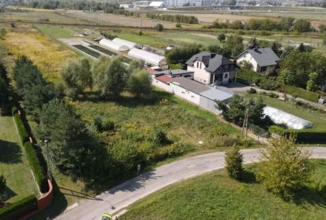 Działka pod 12 lokali mieszkalnych