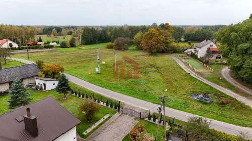 Wola Ociecka 28 ar BUDOWLANA przy lesie WZ