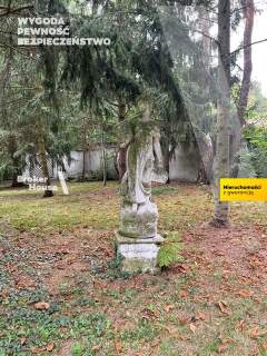 Rezydencja na wynajem z dużym zalesionym ogrodem