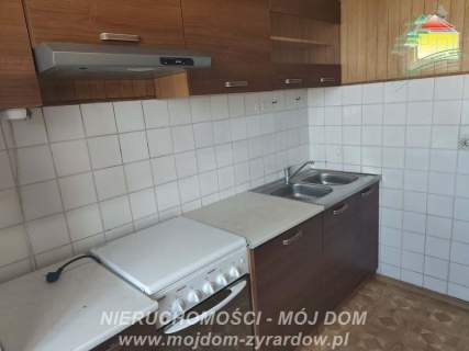 Polecamy trzypokojowe mieszkanie z loggią na 2 piętrze
