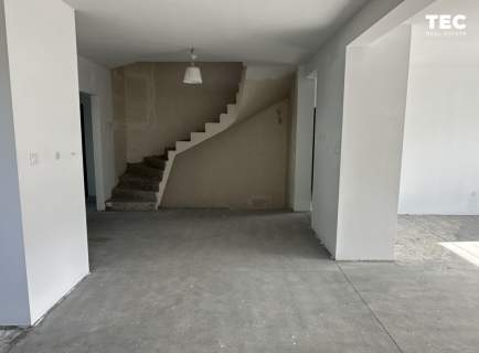 Dom 295 m dla rodziny wielopokoleniowej Zerwa