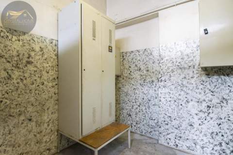 Lokal - Hala 180m2, działka 1200m2