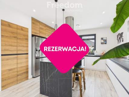 Nowoczesny dom parterowy z widokiem na horyzont