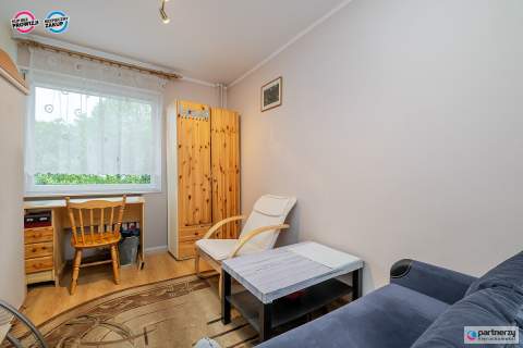 1 piętro 3 pokoje z loggią i widokiem na zieleń