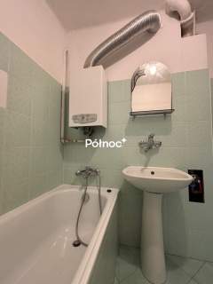 Bochnia dwa pokoje 45mkw, III piętro