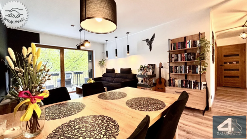 APARTAMENT PRZY PARKU   WYSOKI STANDARD