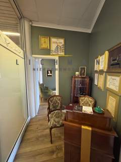 Salon kosmetyczny przy rynku Bałuckim, Łódź