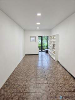  Lokal z witrynami na Pradze-Południe 60 m2 