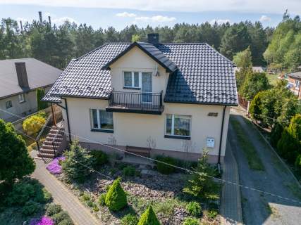 Dom po remoncie 106,5m2 działka 2873m2 choinki